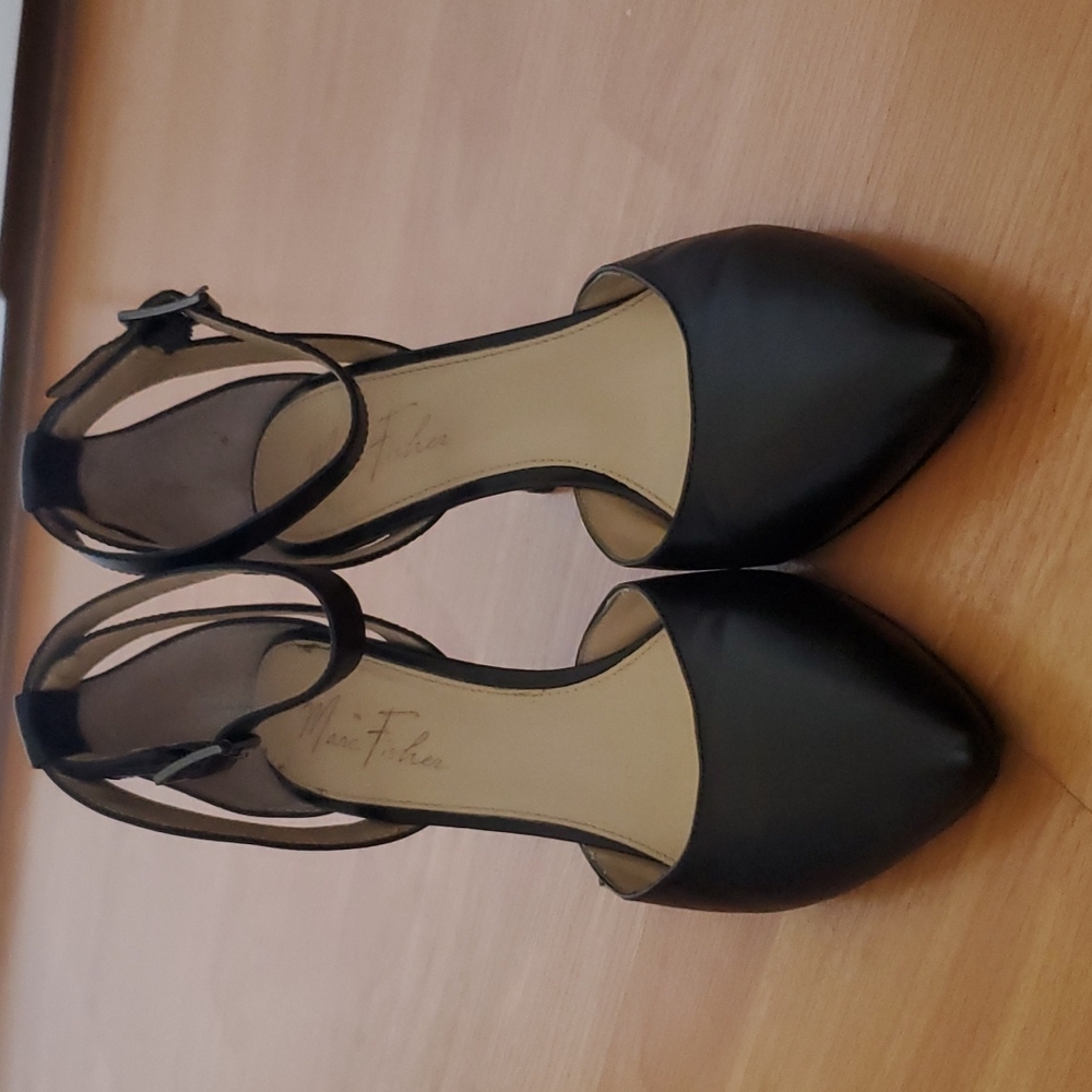 Marc Fisher Black Anklet Pumps